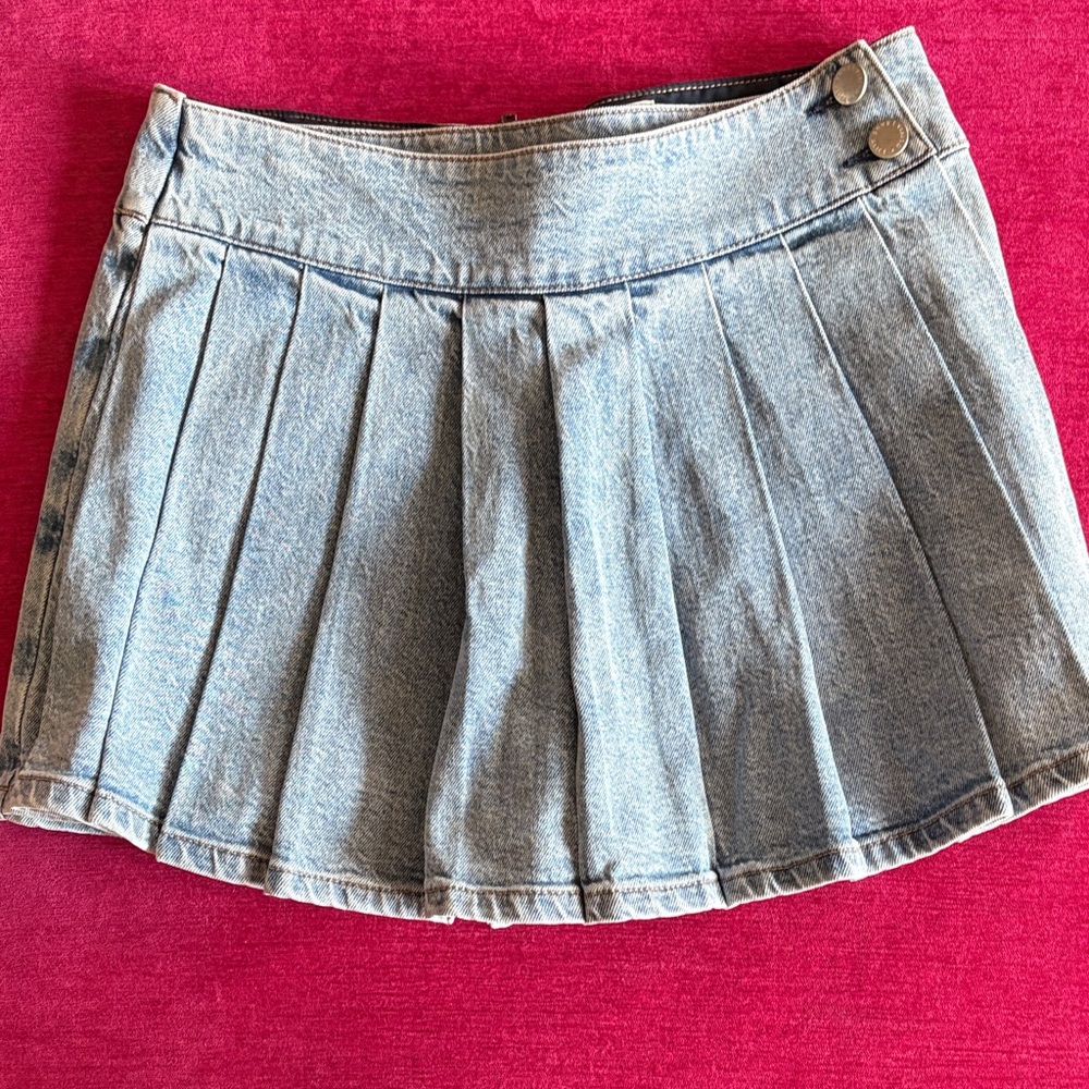 Alice + Olivia Denim Pleated Skort with Button Detail